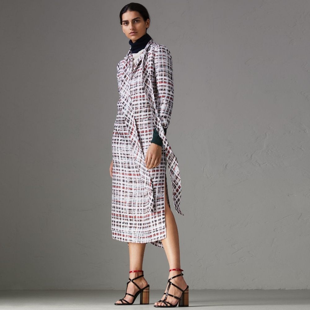 Burberry scribble check silk dress size 0
